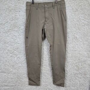 BYLT Everyday 2.0 Pant Mens Medium Taupe Stretch Tapered Techwear Minimalist‎